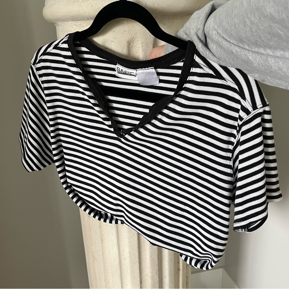 black & white striped tee